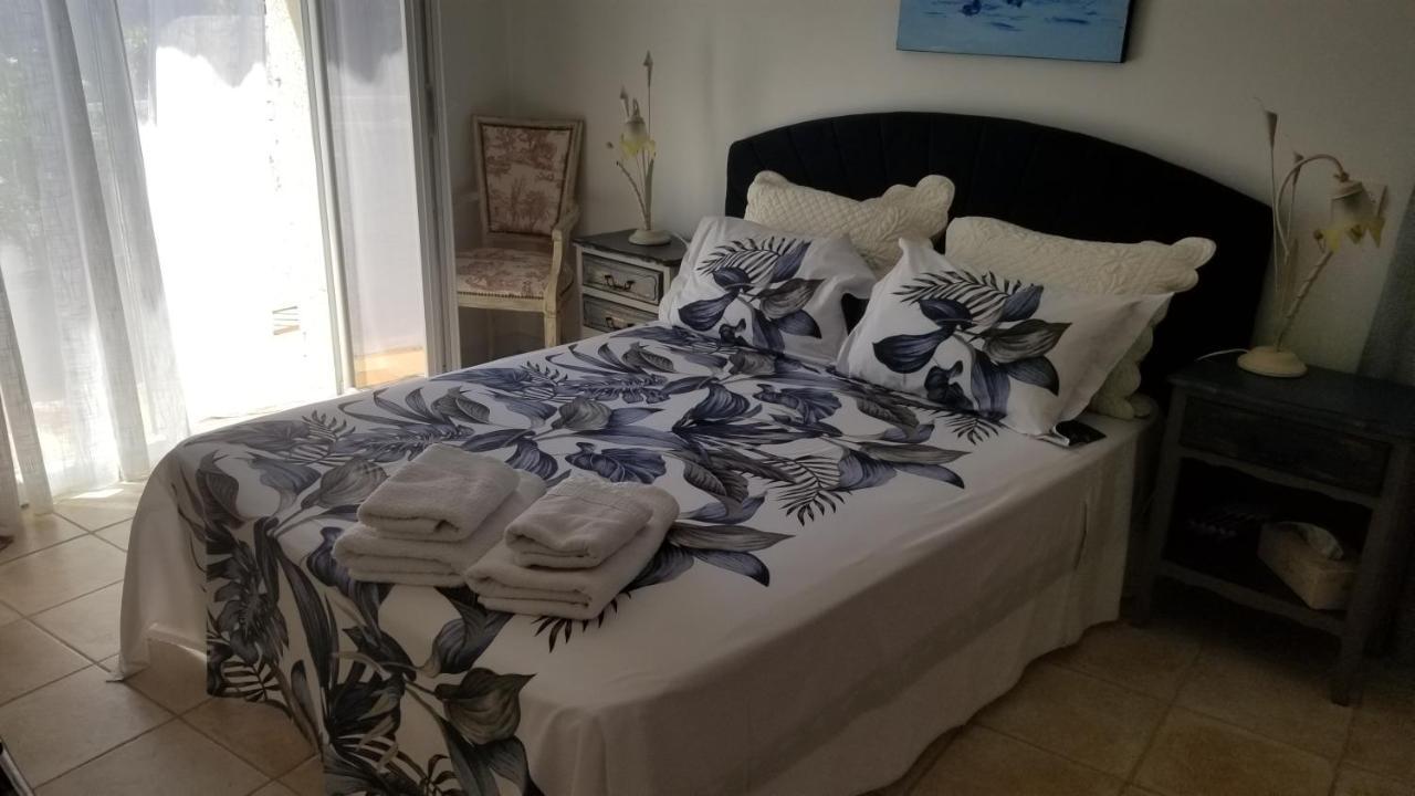 Chambre D'Hote La Petite Maison Du Puits Bollène المظهر الخارجي الصورة
